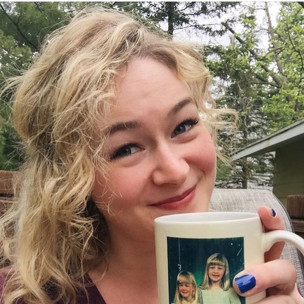 Meet your Posher, Brooke